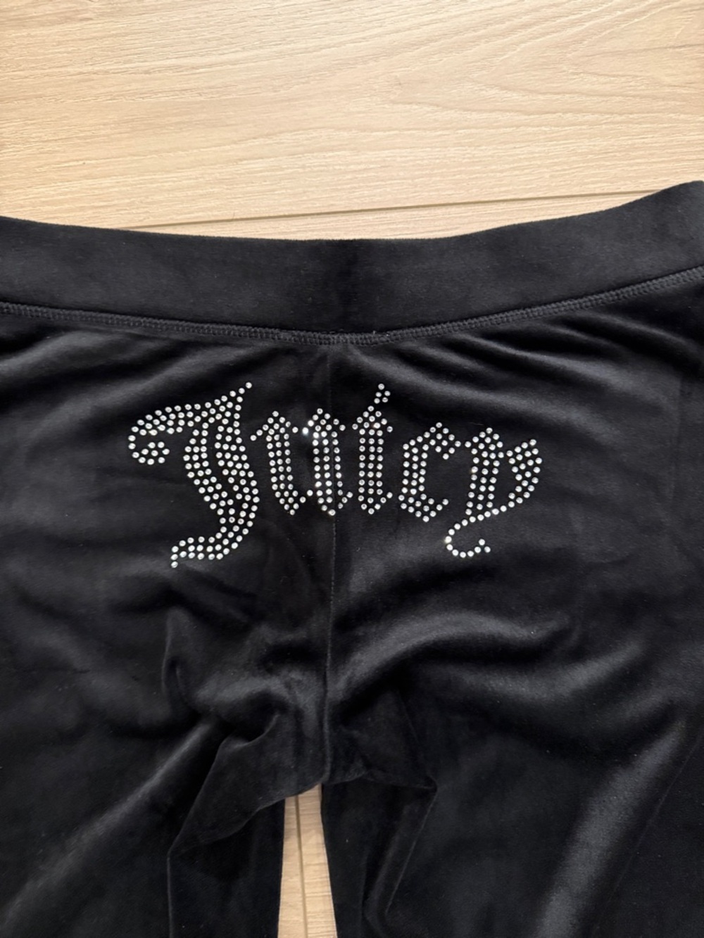 Juicy Couture Black Velour Tracksuit Set Sz S Embellished Logo Y2K - Picture 6 of 7